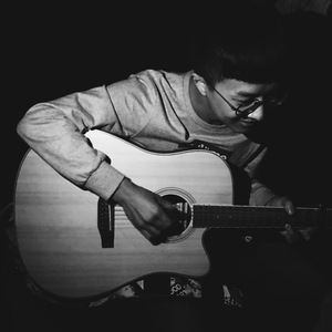 日韩三级在线播放
