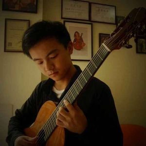 日韩三级在线播放
